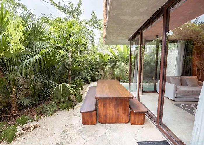 Modern 3br With 2 Pools & Rooftop Lounge *