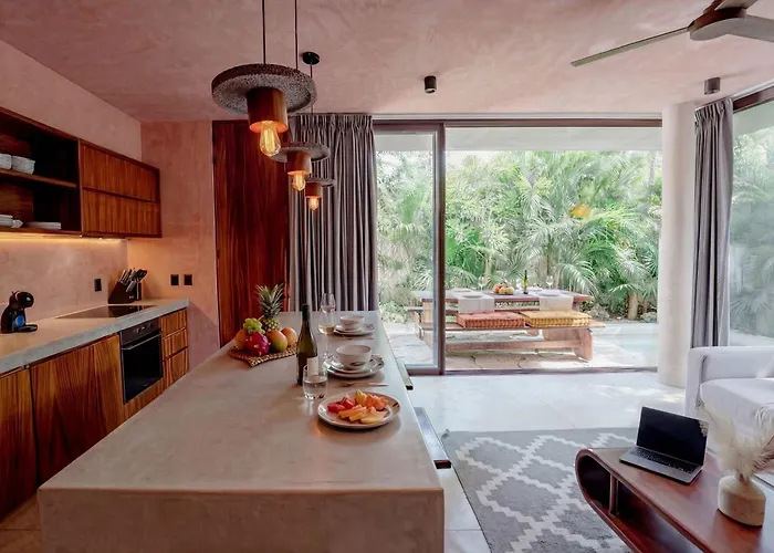 Modern 3br With 2 Pools & Rooftop Lounge *